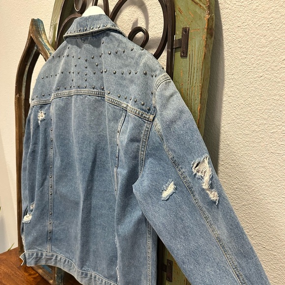 ☀️ FREE PEOPLE Studded Denim Trucker Jacket - Picture 8 of 16